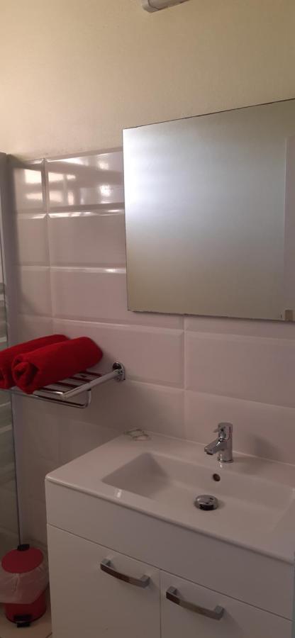 Charmant appartement Guinée-Fleury Extérieur photo